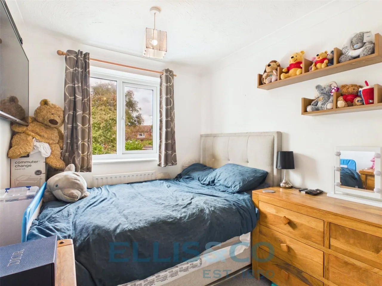 Town Acres, Tonbridge, TN10, photo 9