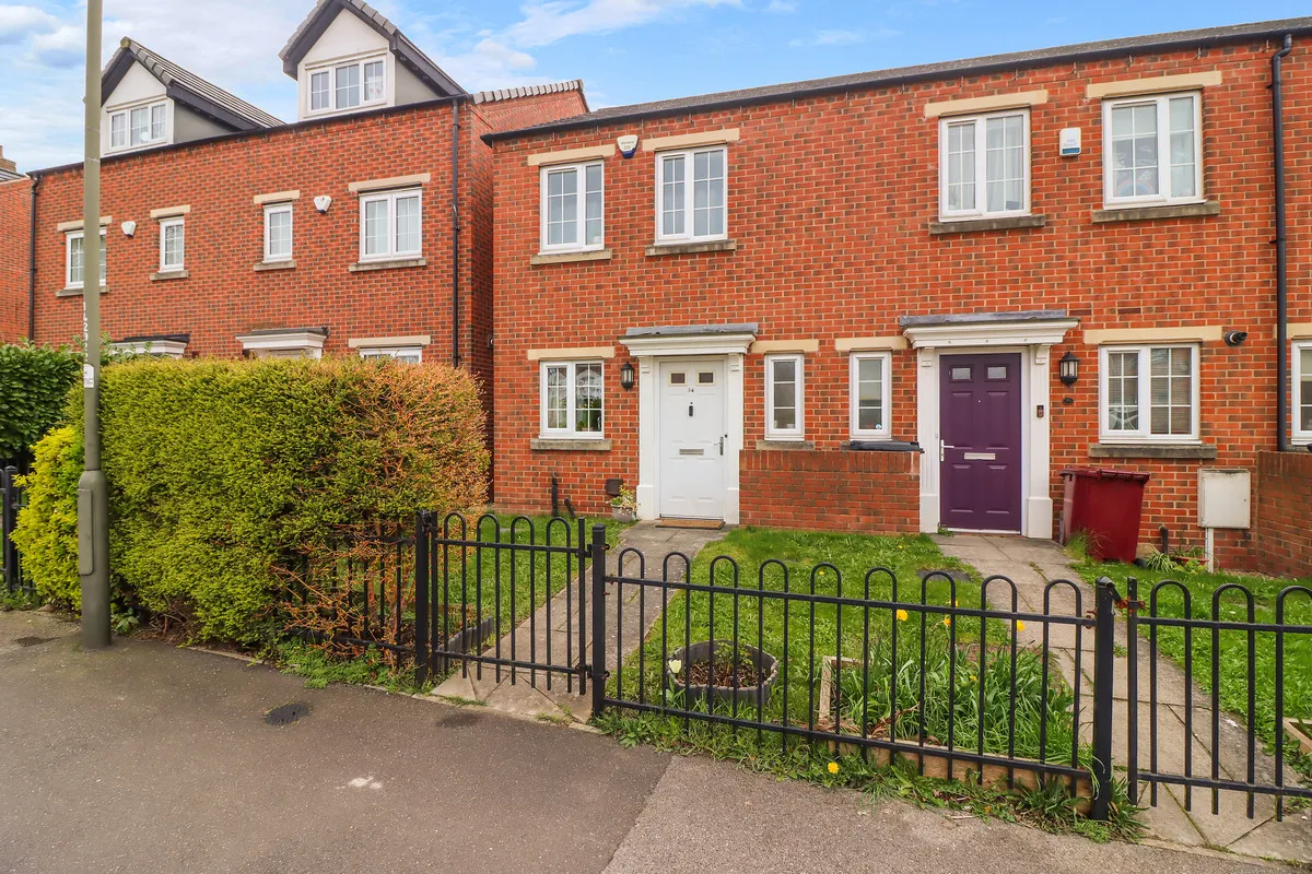 Bolsover, S44, photo 2
