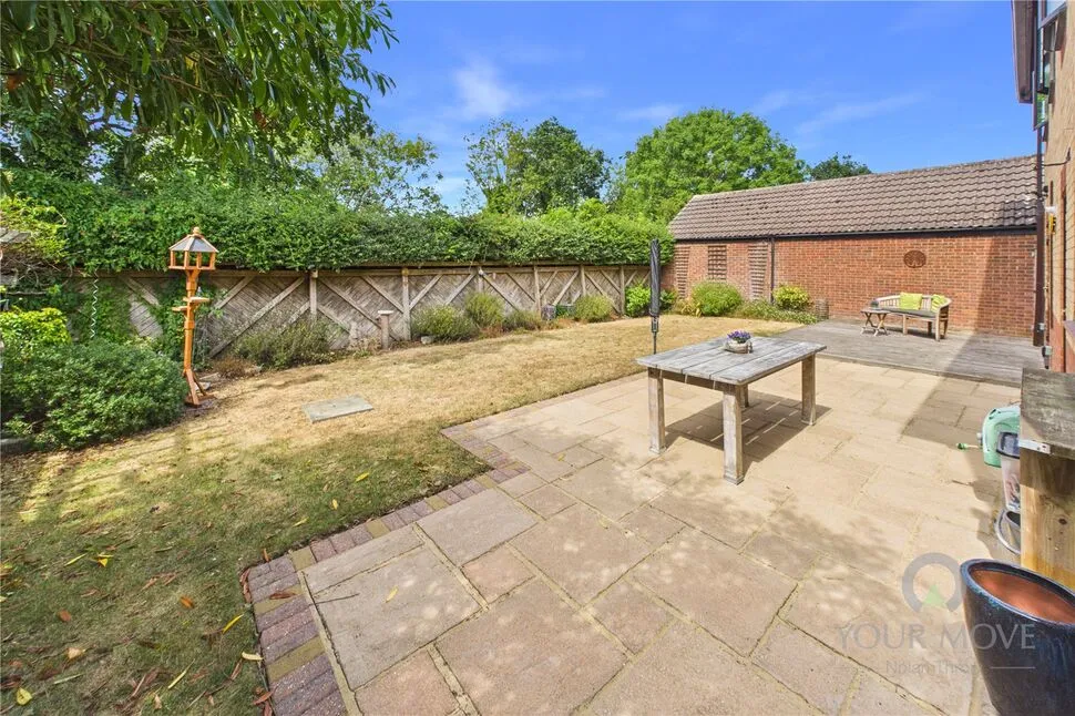 Wood Lane, Hartwell, NN7, photo 2