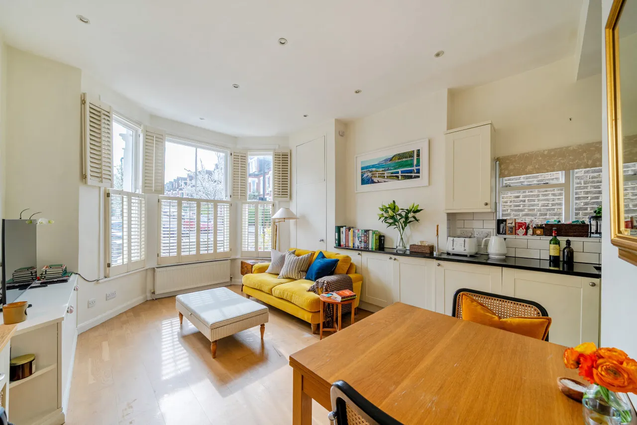 Fawnbrake Avenue, Herne Hill, London, SE24, photo 2