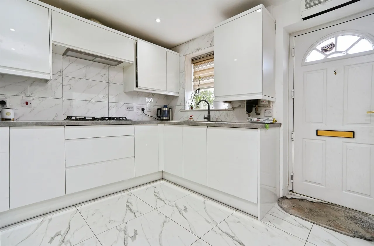 Easterly Square, Leeds, LS8, photo 2