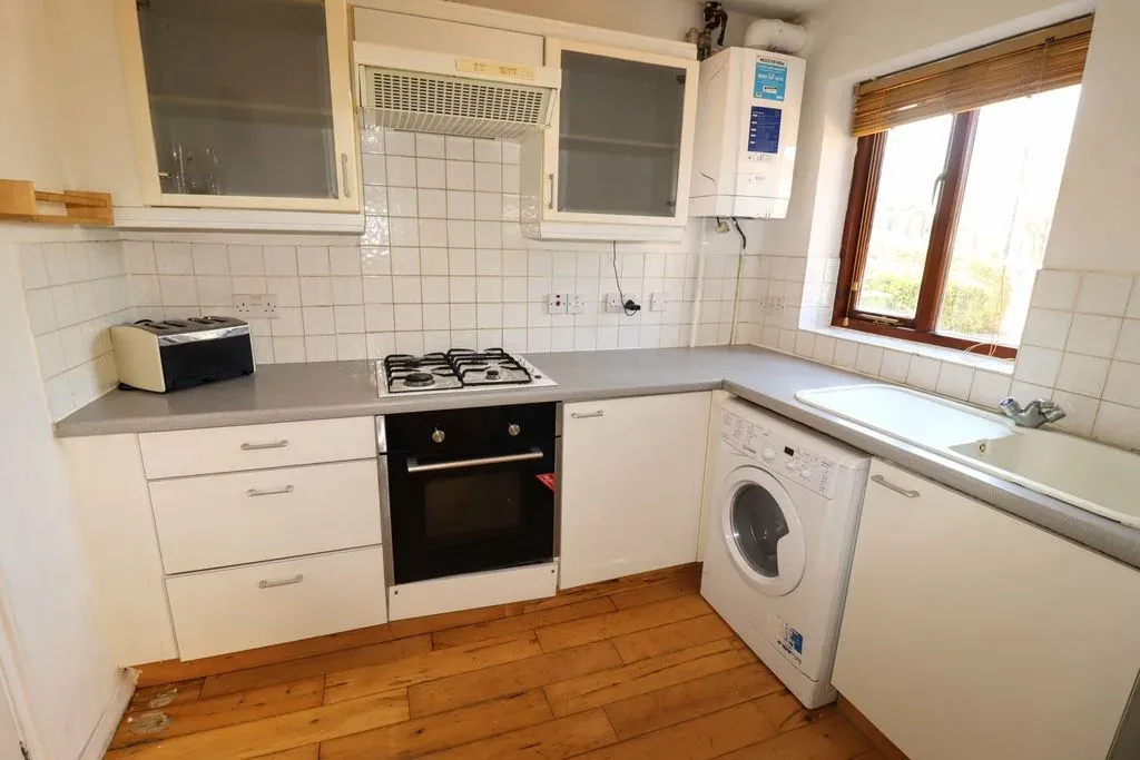Groundsel Close, Walnut Tree, Milton Keynes, Buckinghamshire, MK7 7NT, photo 3