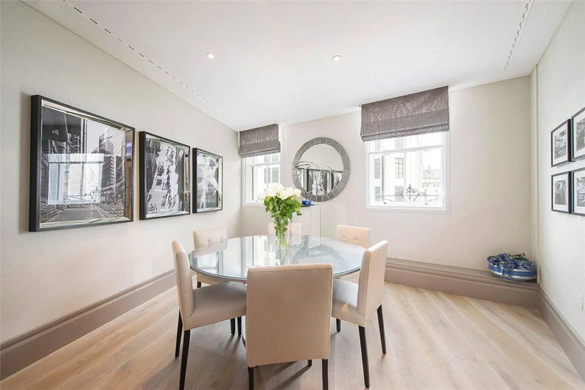 Dering Street, Mayfair, W1S, photo 2