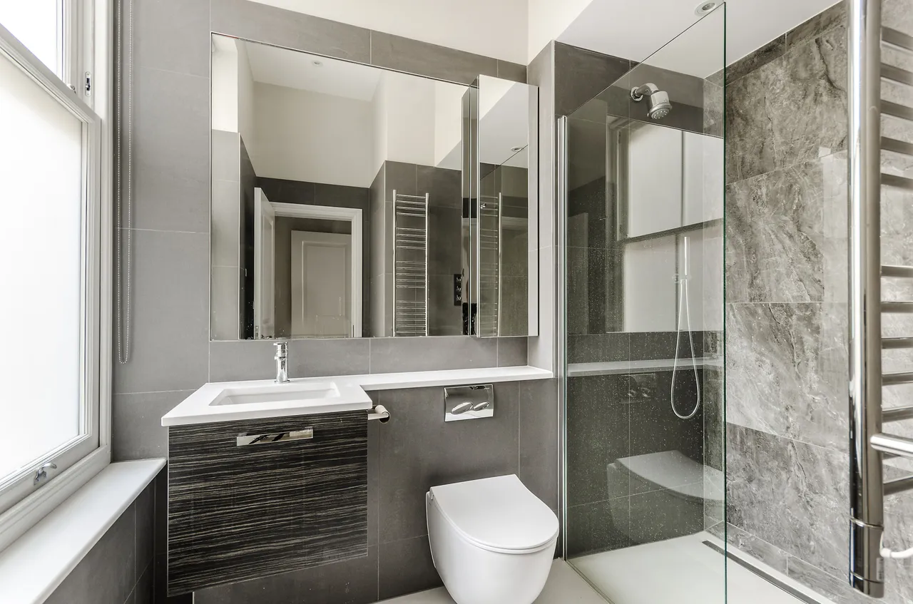 Flat 1, 29 Rosary Gardens, London, photo 6