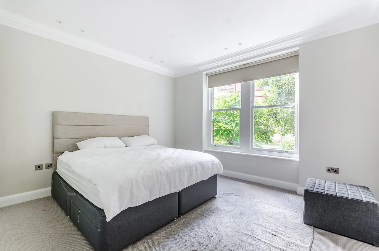 Flat 1, 29 Rosary Gardens, London, photo 5