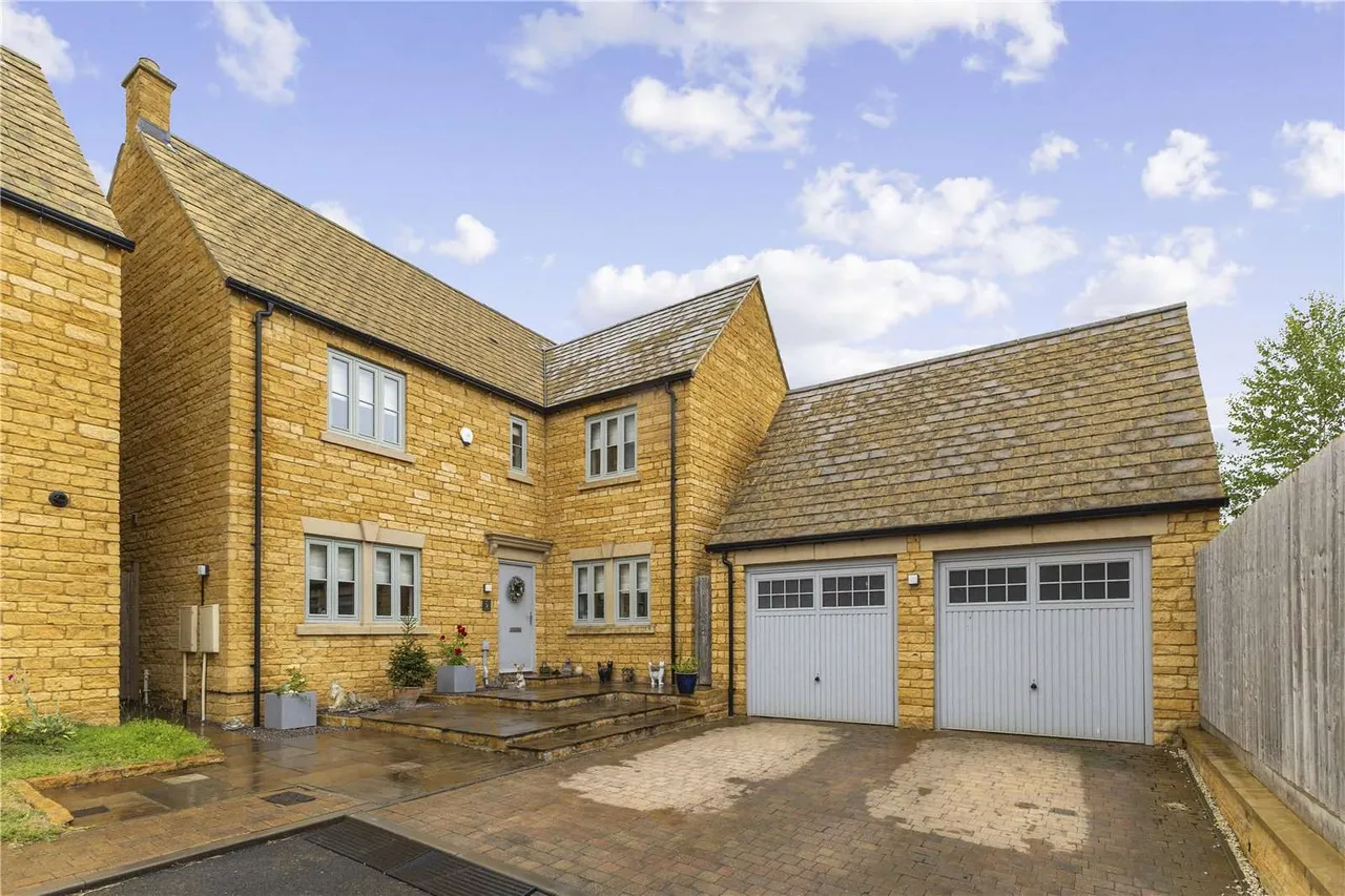4 bed house for sale — New Barrels Pitch, Chipping Campden, Gloucestershire, GL55 6FA