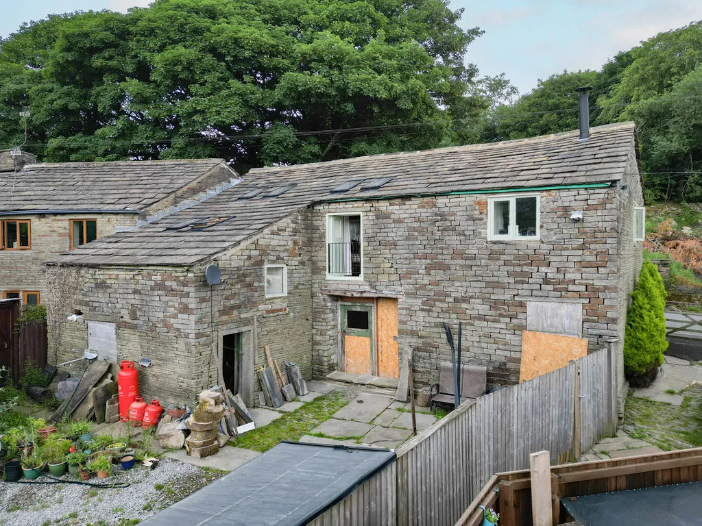 Tong End Whitworth, Rochdale OL12 8BJ, photo 15