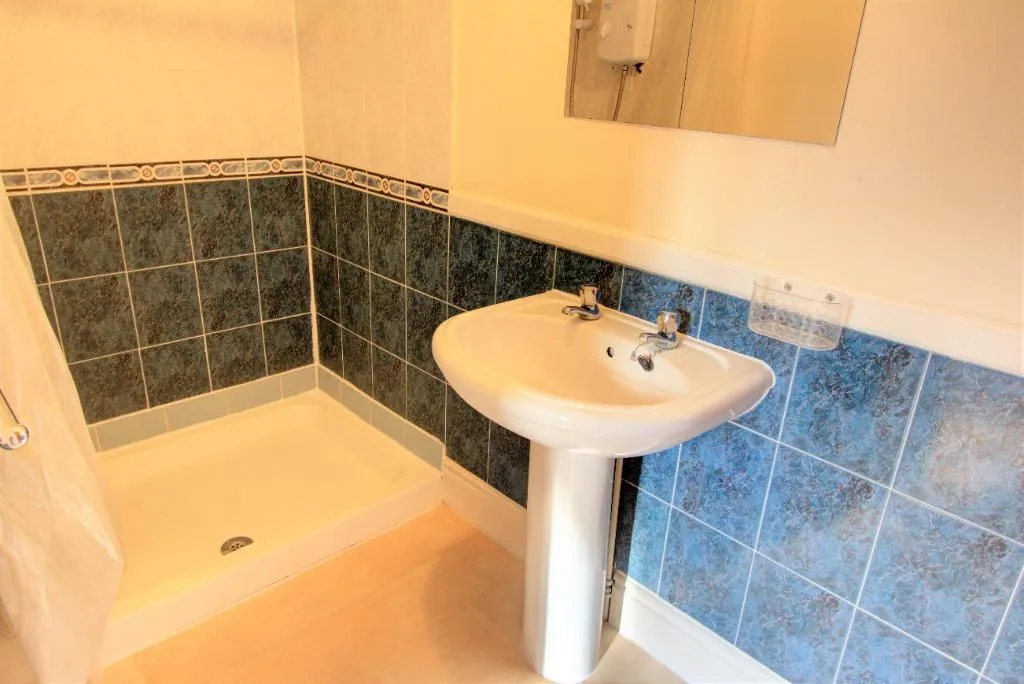 Narborough Road, Leicester, LE3, photo 6