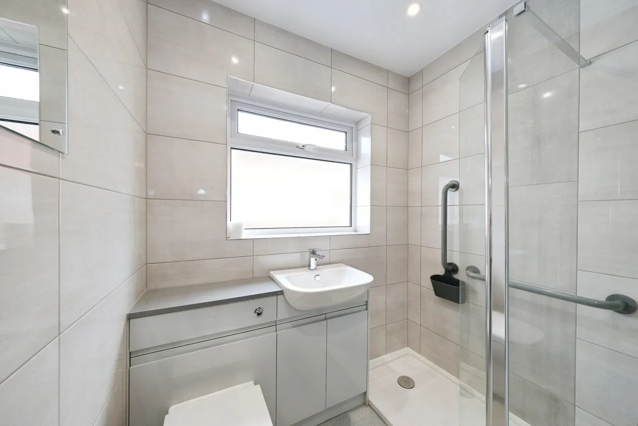 Leeming Lane North, Mansfield Woodhouse, Mansfield, Nottinghamshire, NG19, photo 14