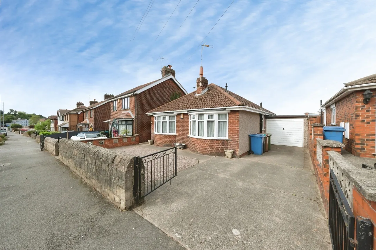 Leeming Lane North, Mansfield Woodhouse, Mansfield, Nottinghamshire, NG19, photo 13