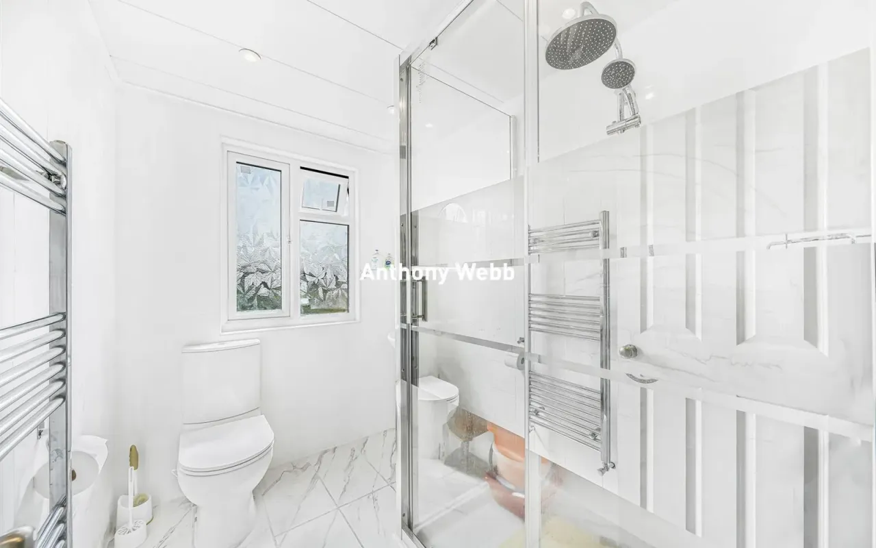 Windsor Road, Palmers Green, N13, photo 13