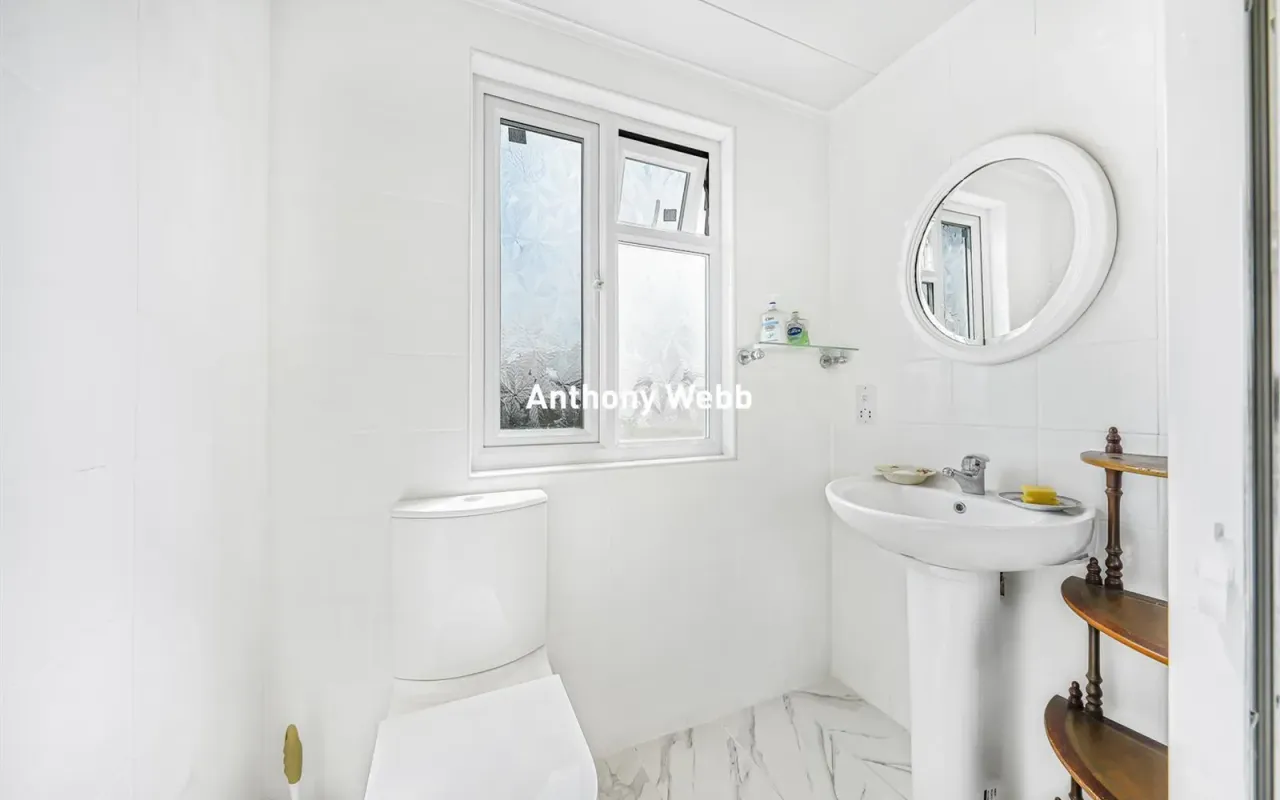 Windsor Road, Palmers Green, N13, photo 14