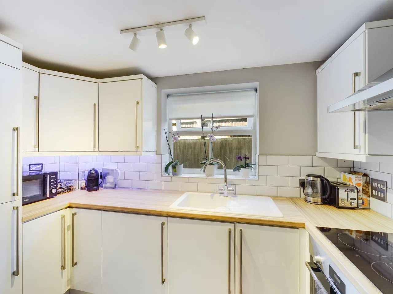 Windsor Street, Chertsey, KT16, photo 5