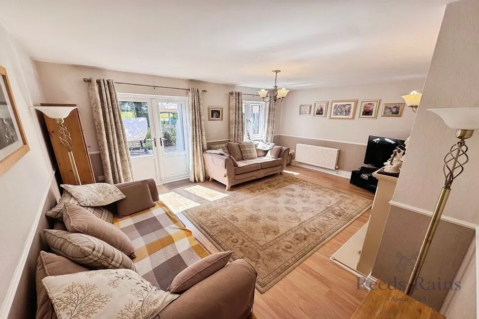 Park Avenue, Barlow, YO8, photo 14