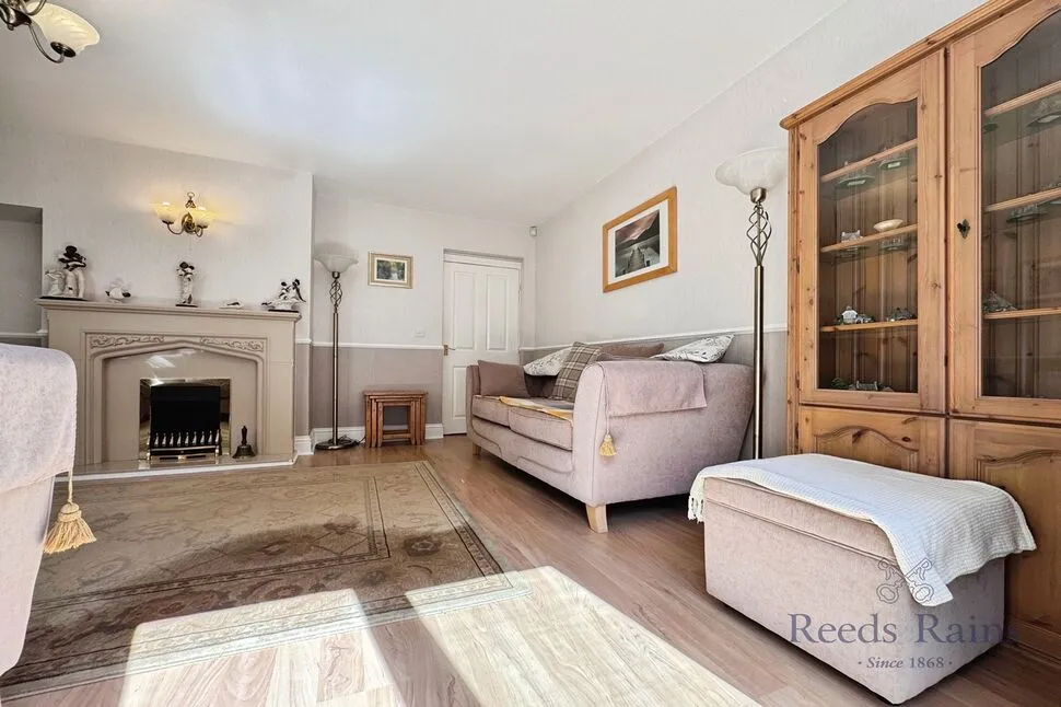 Park Avenue, Barlow, YO8, photo 9