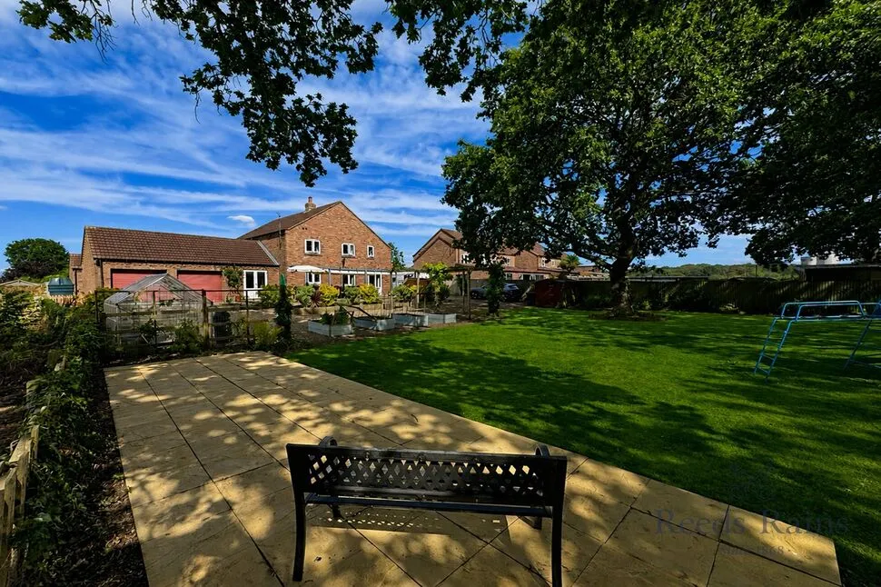 5 bed house for sale, Park Avenue, Barlow, YO8
