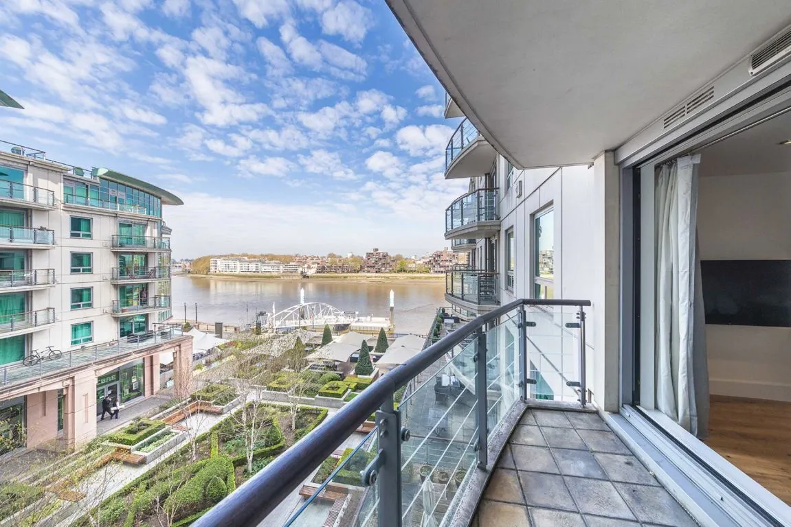 Drake House, Nine Elms, photo 2