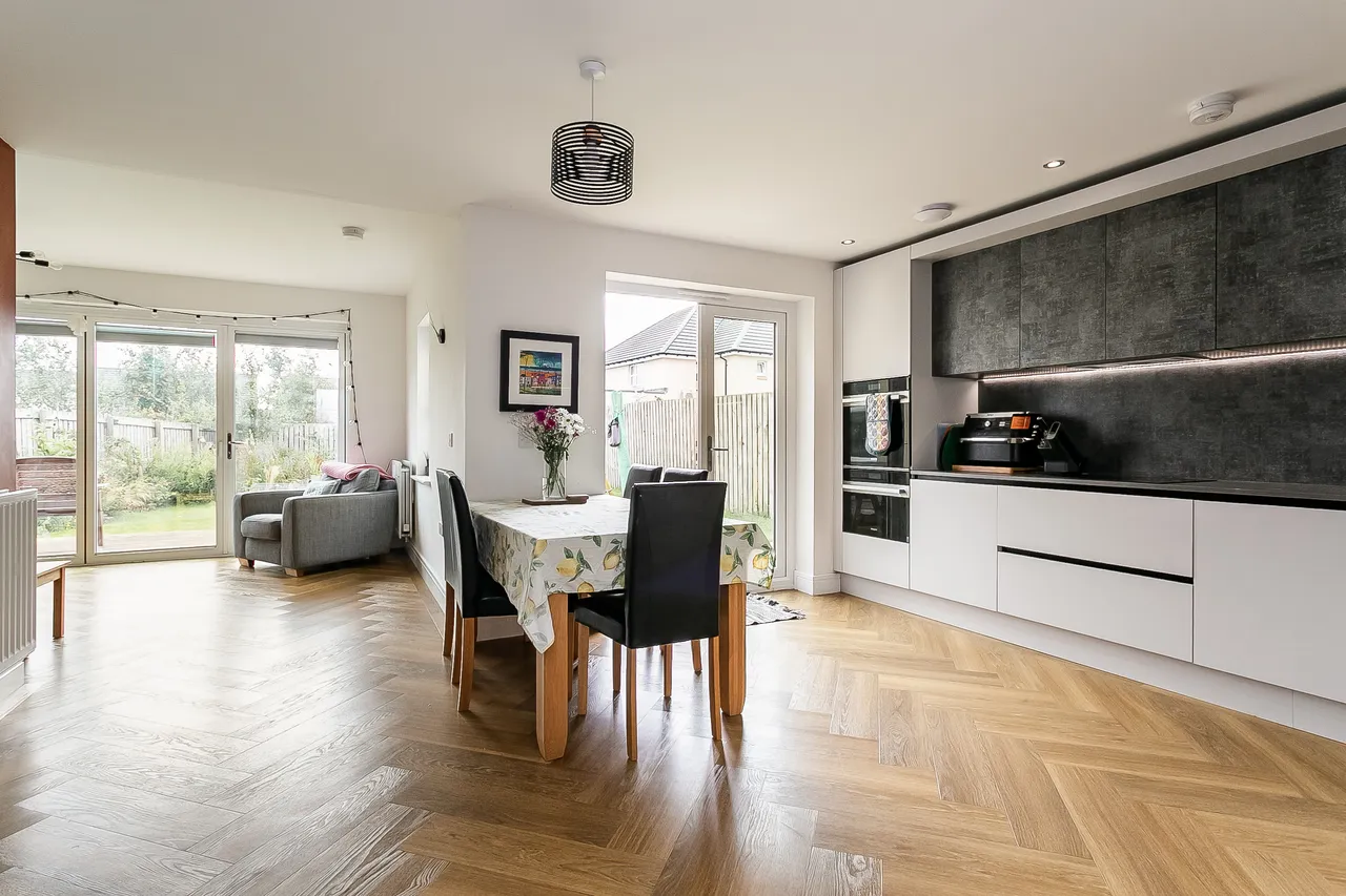 Sycamore Drive, Penicuik, EH26, photo 7