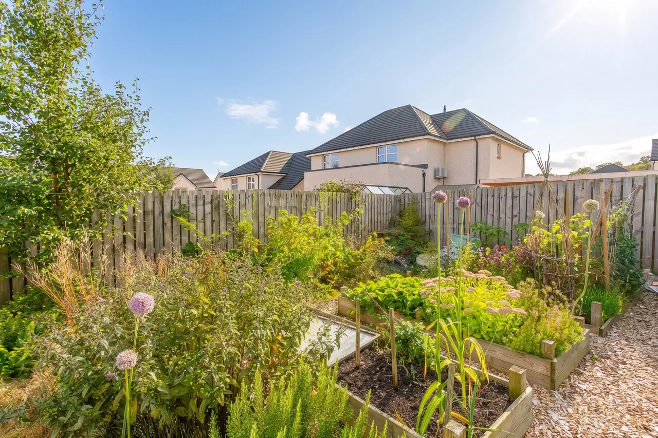 Sycamore Drive, Penicuik, EH26, photo 28