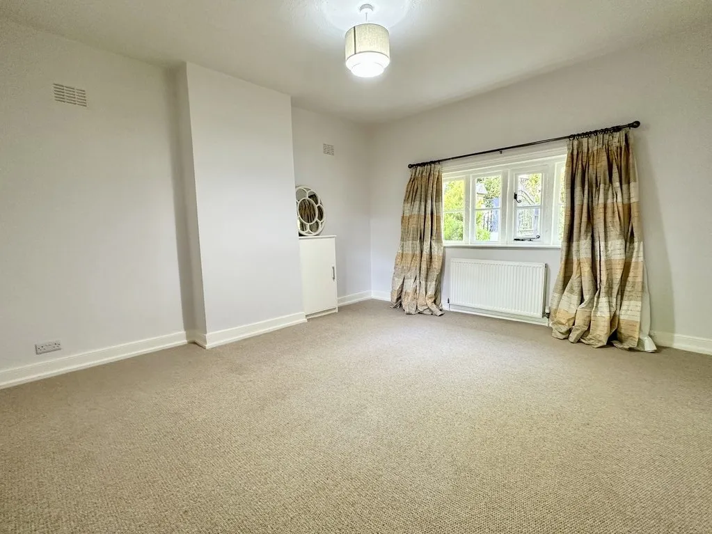 Scholes Lane, Scholes, BD19, photo 7