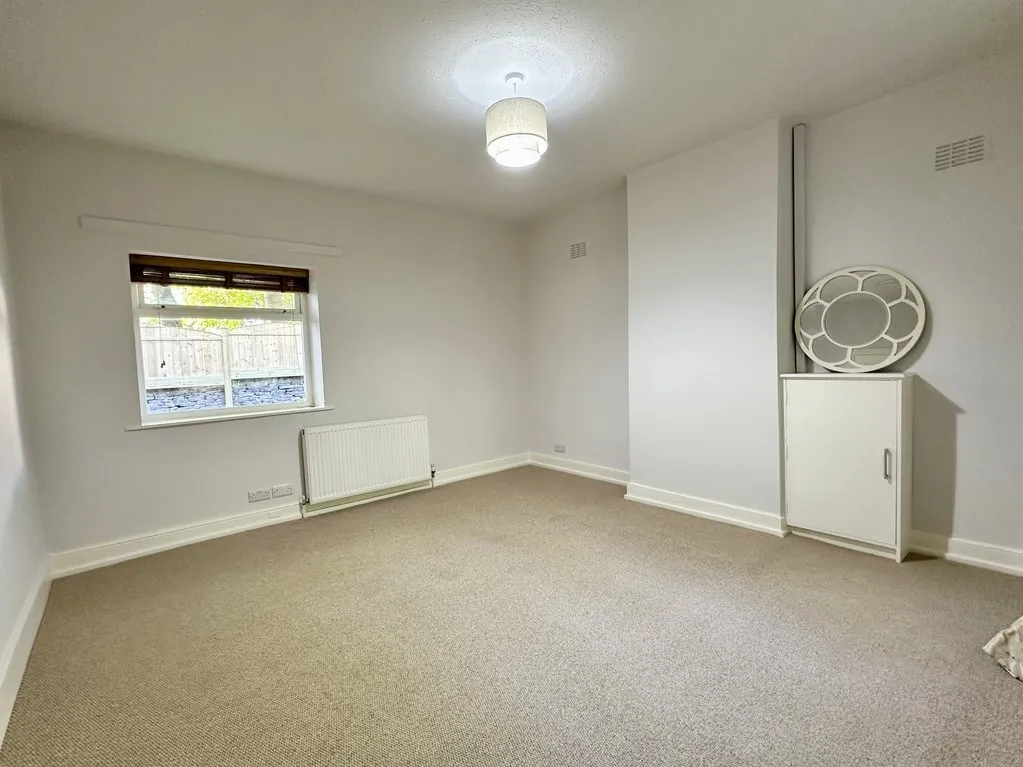 Scholes Lane, Scholes, BD19, photo 6