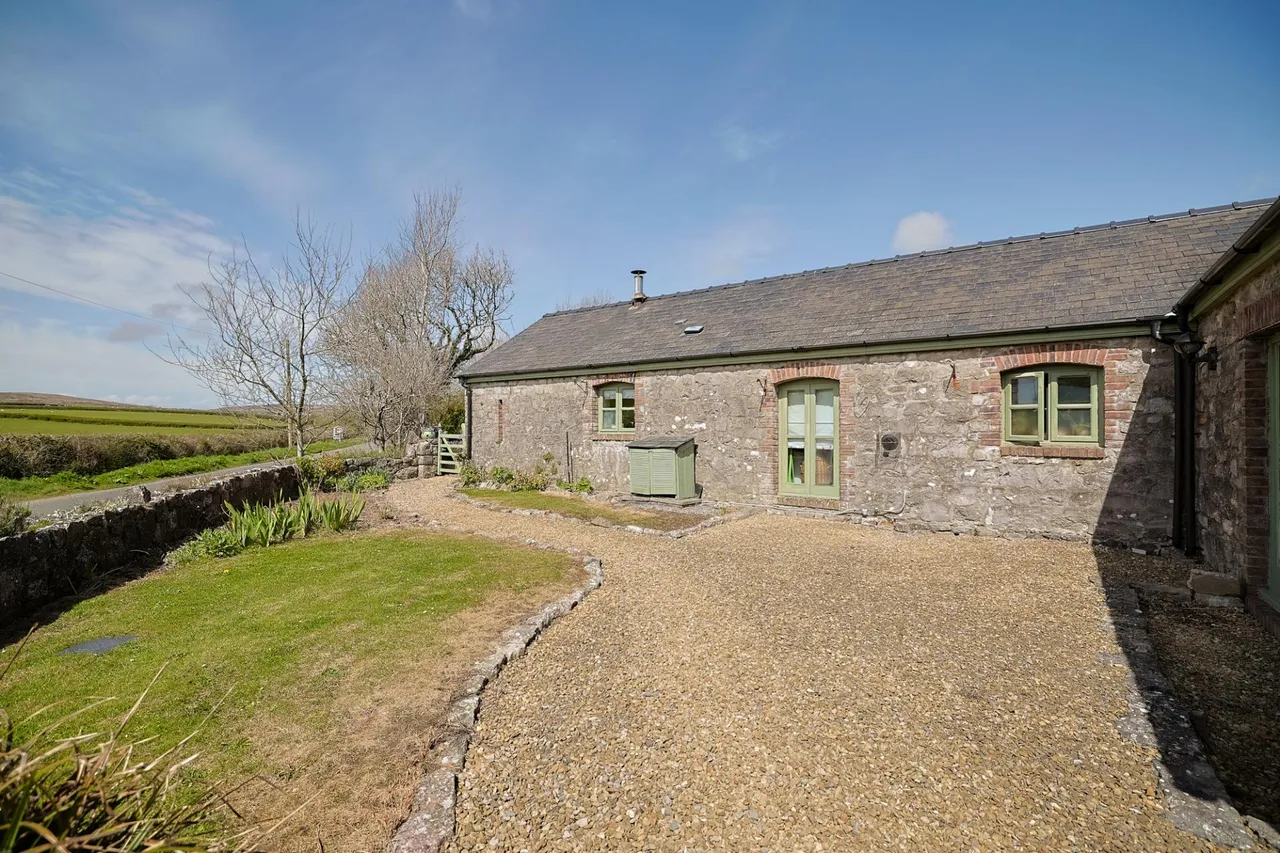 St Davids View, Llanddewi, photo 31