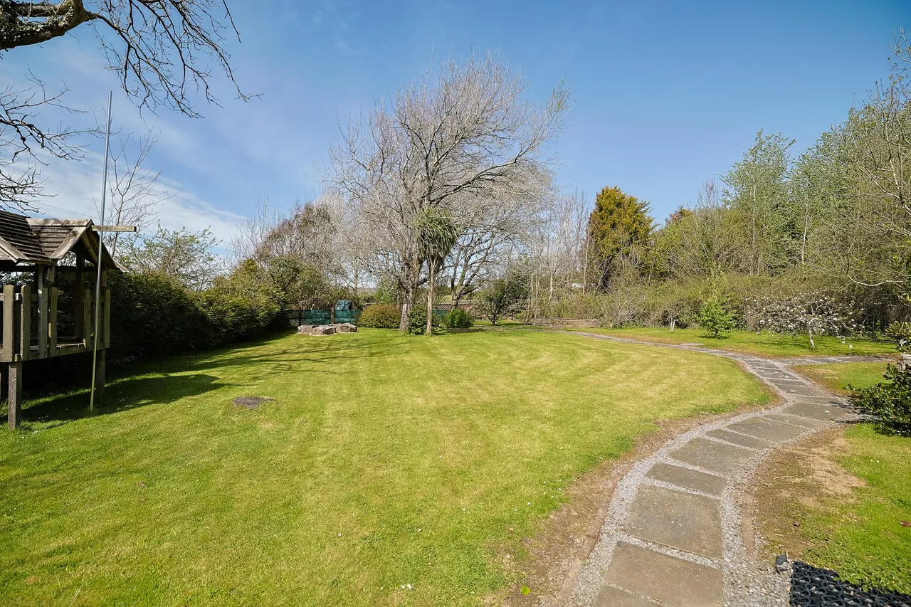 St Davids View, Llanddewi, photo 28