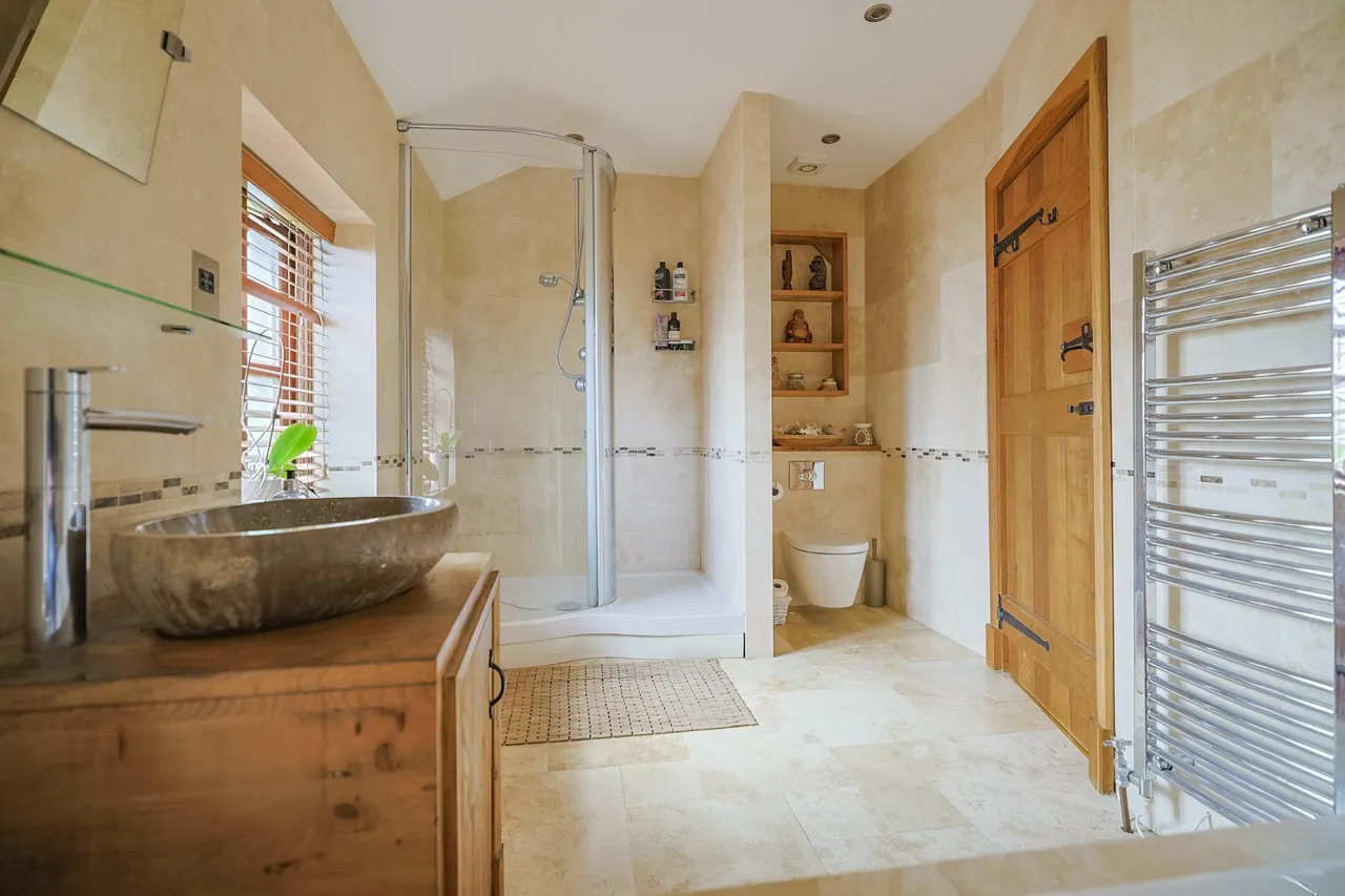 St Davids View, Llanddewi, photo 17