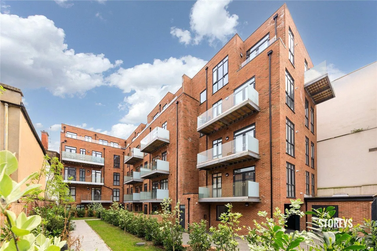 Clockhouse Avenue, Barking, IG11, photo 17