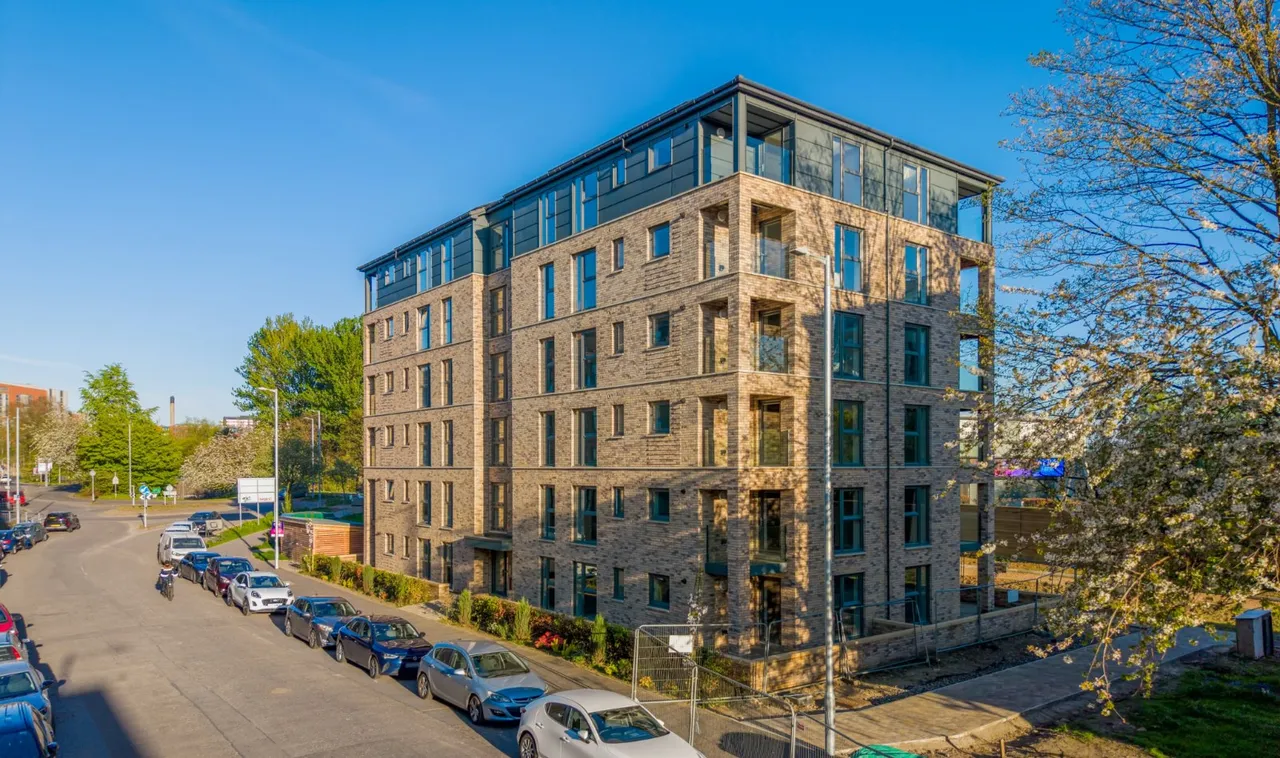 2 bed property to rent, Beith Street, Glasgow, G11