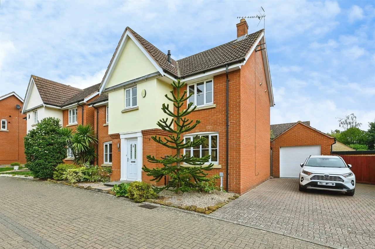 Rosebay, South Wootton, PE30, photo 19