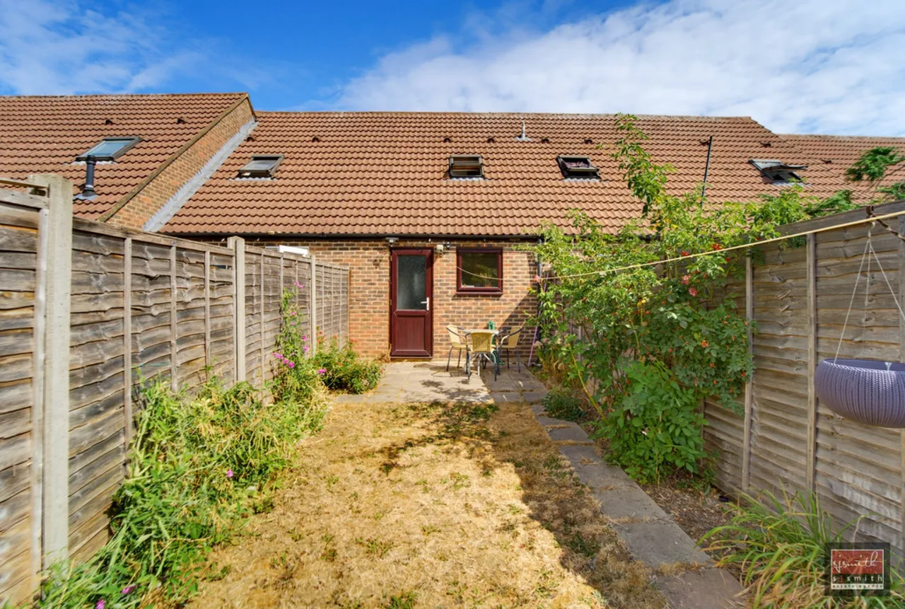 Ferndale Road, Ashford, TW15, photo 9