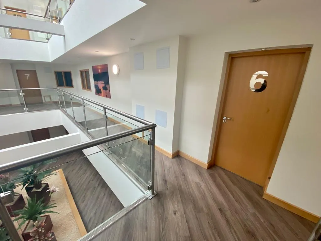 2 bed house to rent — Castle Point, The Park