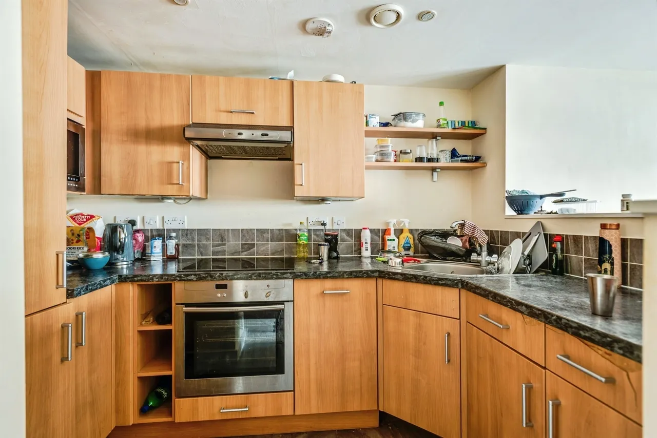 Beckhampton Street, Swindon, SN1, photo 2