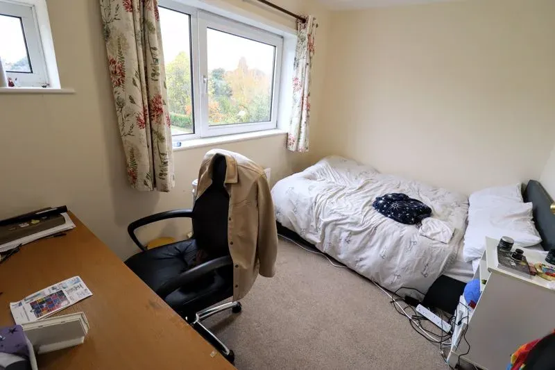 Vicarage Road, Bletchley, Milton Keynes, Buckinghamshire, MK2 2HA, photo 6