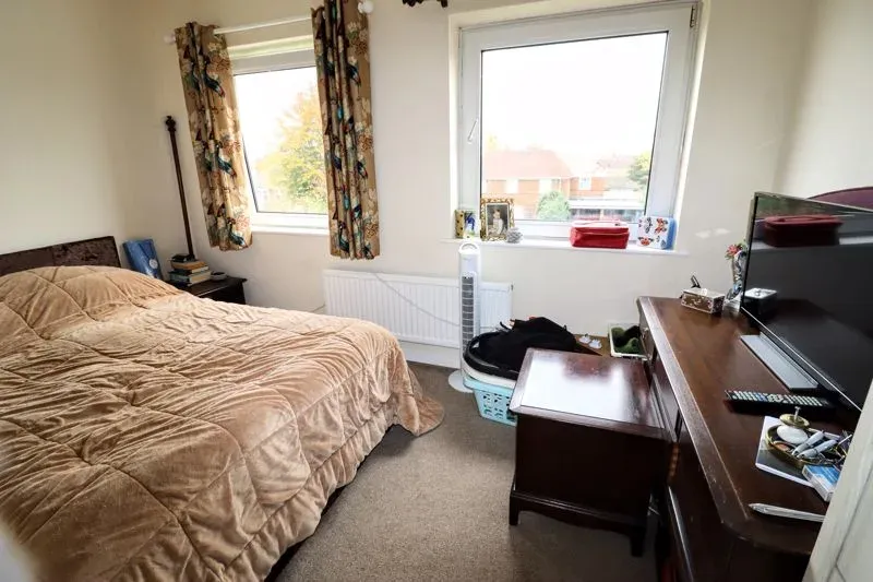 Vicarage Road, Bletchley, Milton Keynes, Buckinghamshire, MK2 2HA, photo 4