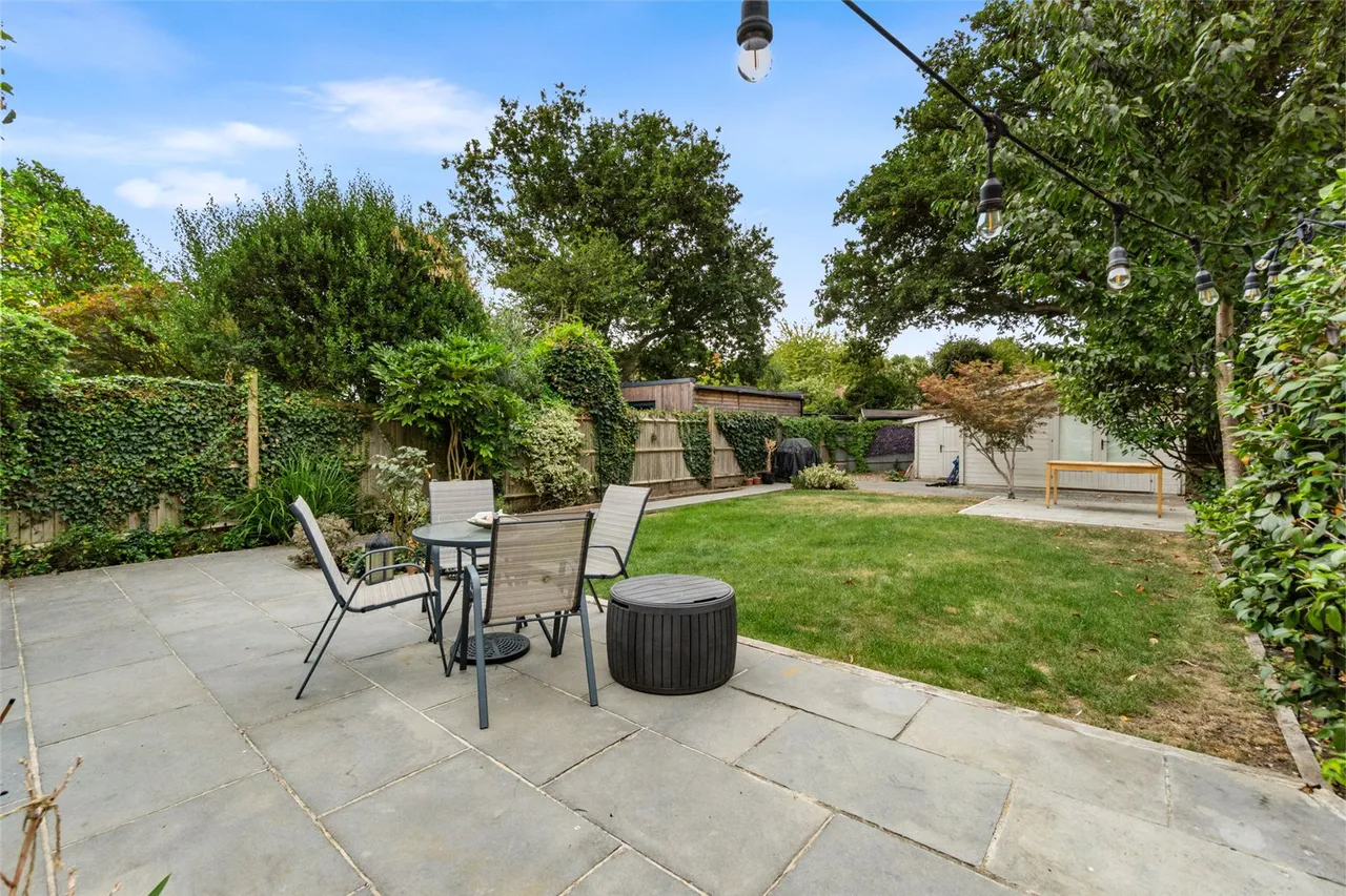 The Avenue, Hampton, TW12 3RN, photo 20