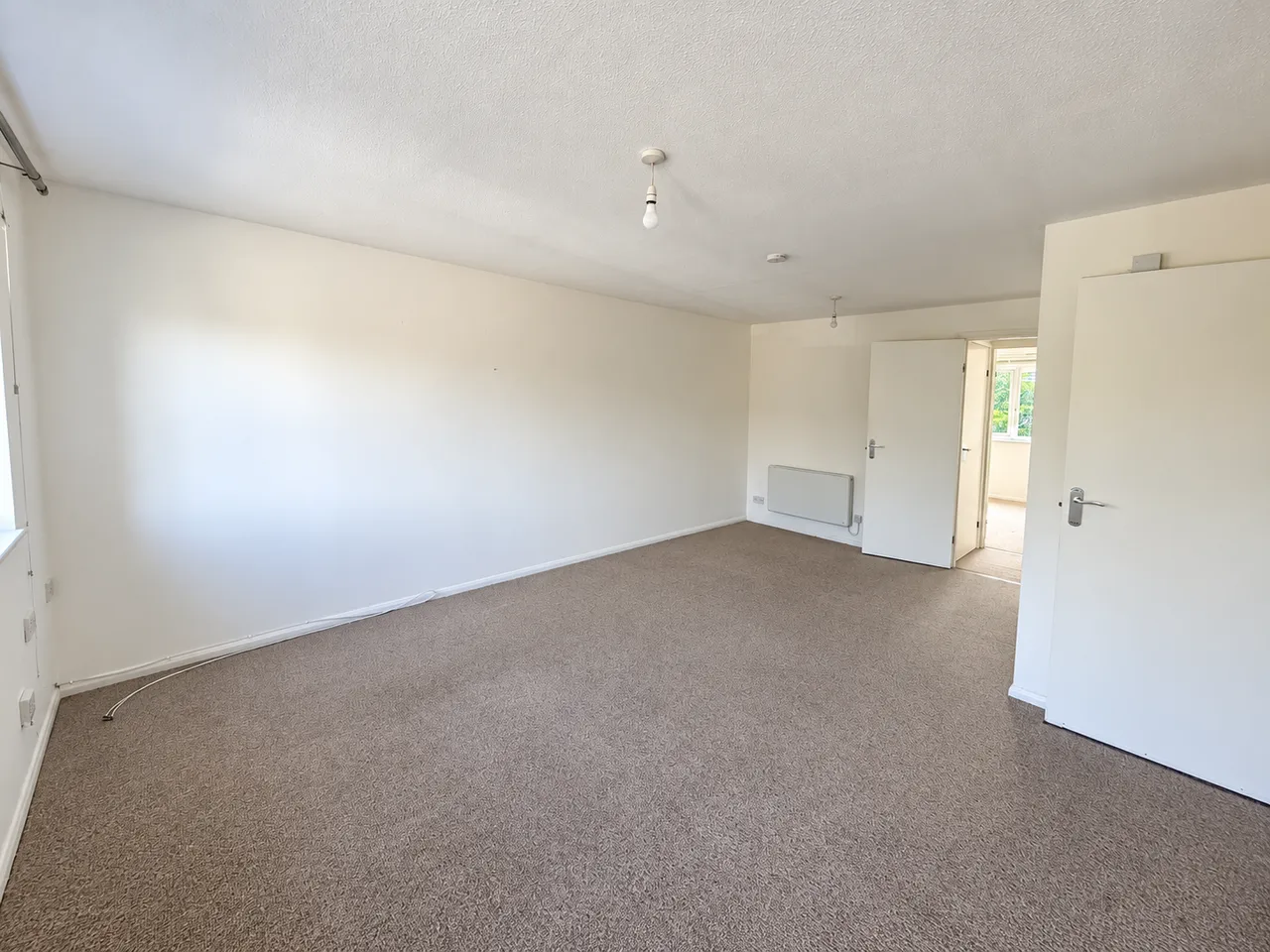 Taylor Close, Orpington BR6, photo 6