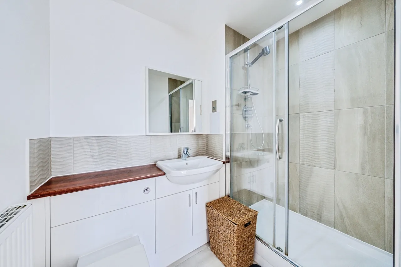Redwing Crescent, Greenhithe, DA9, photo 11