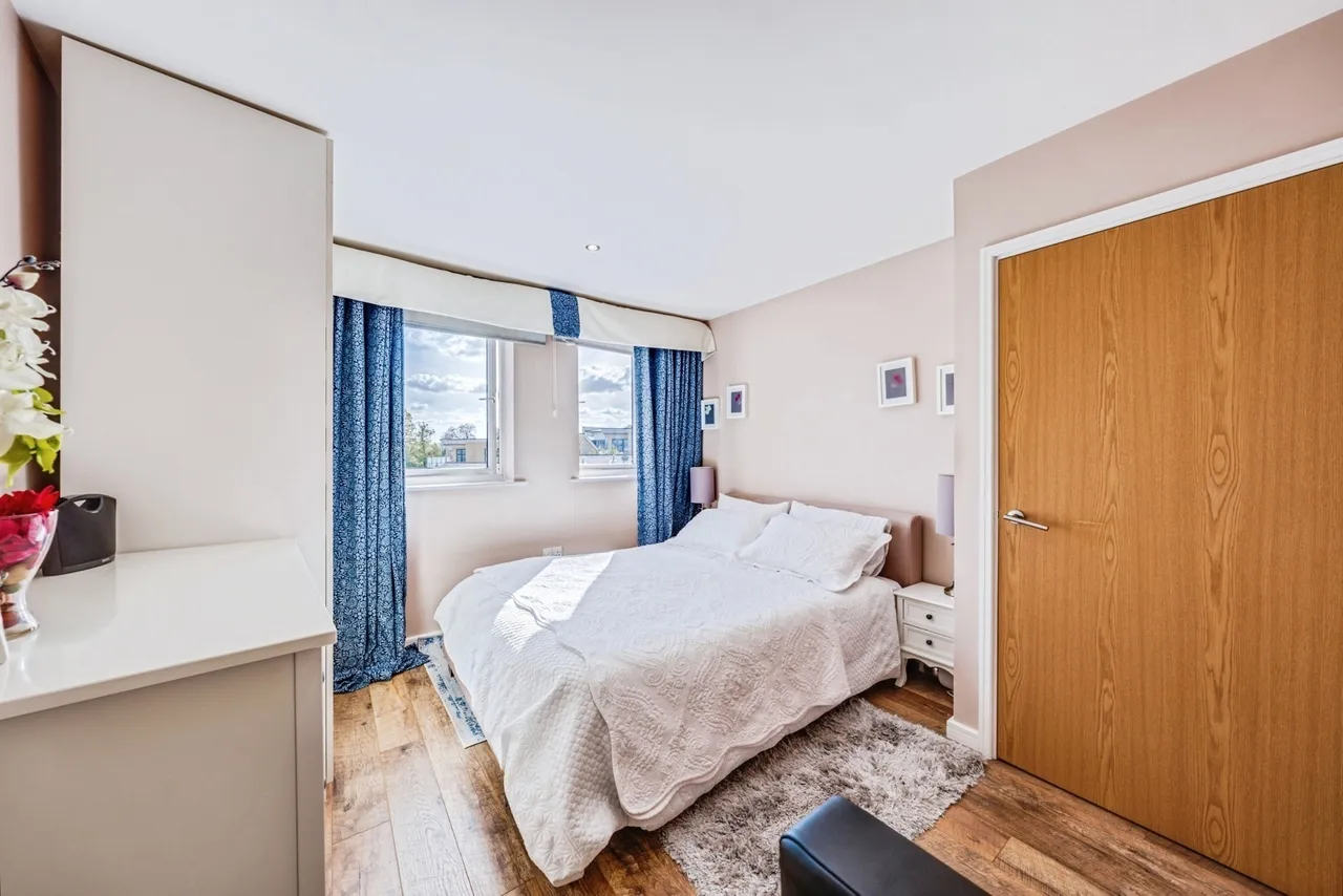 Redwing Crescent, Greenhithe, DA9, photo 10