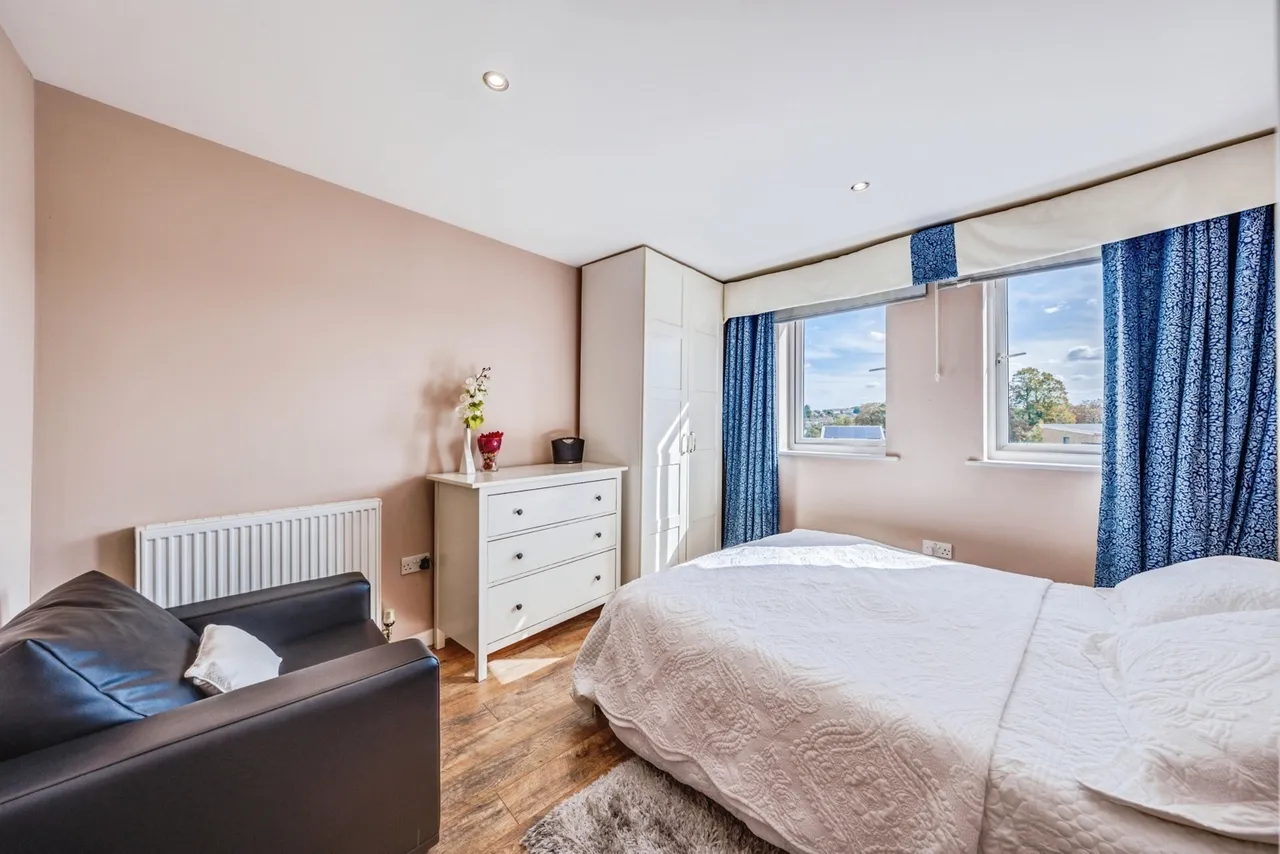 Redwing Crescent, Greenhithe, DA9, photo 9