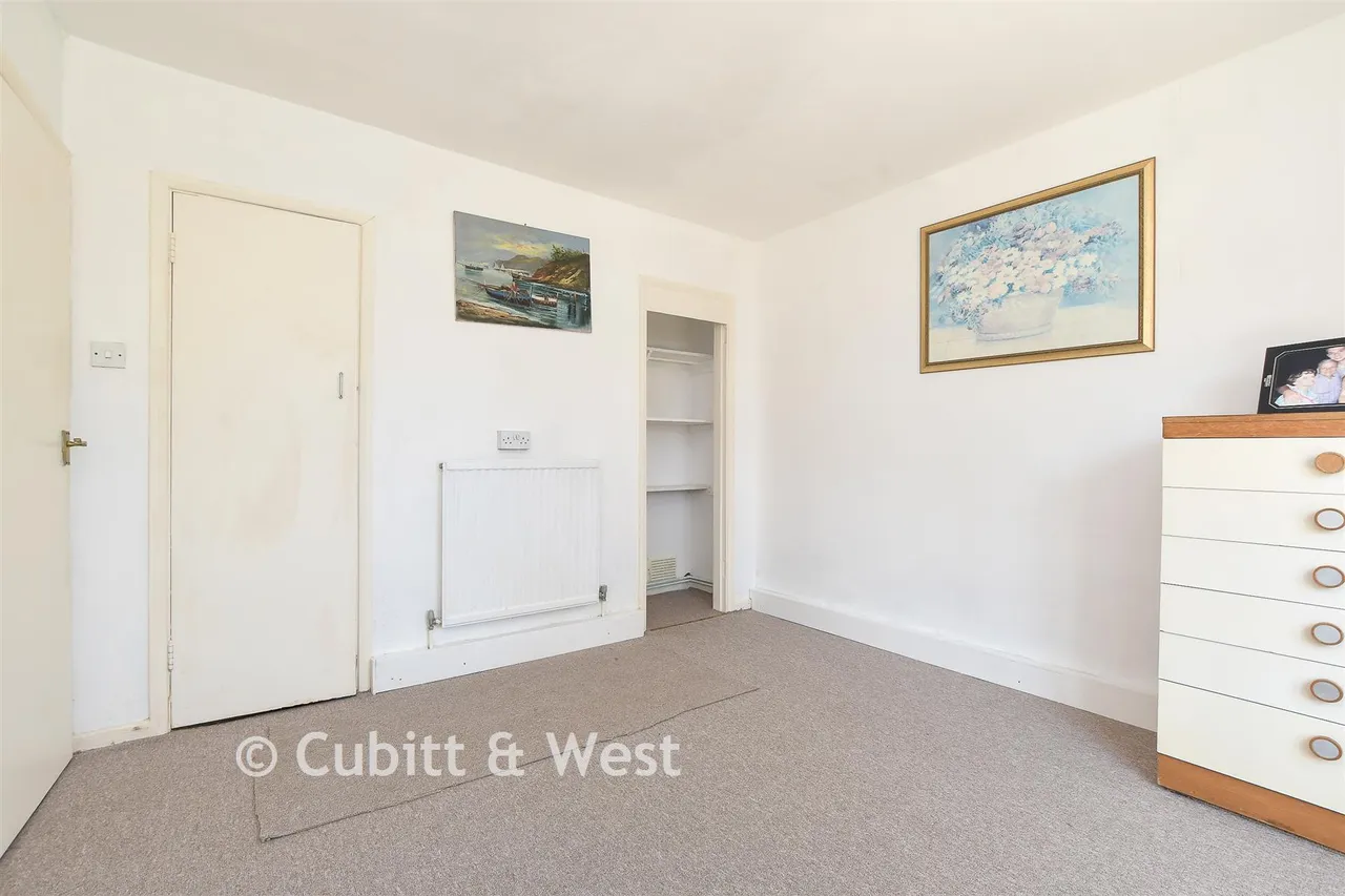 Juniper Road, Reigate, RH2, photo 6