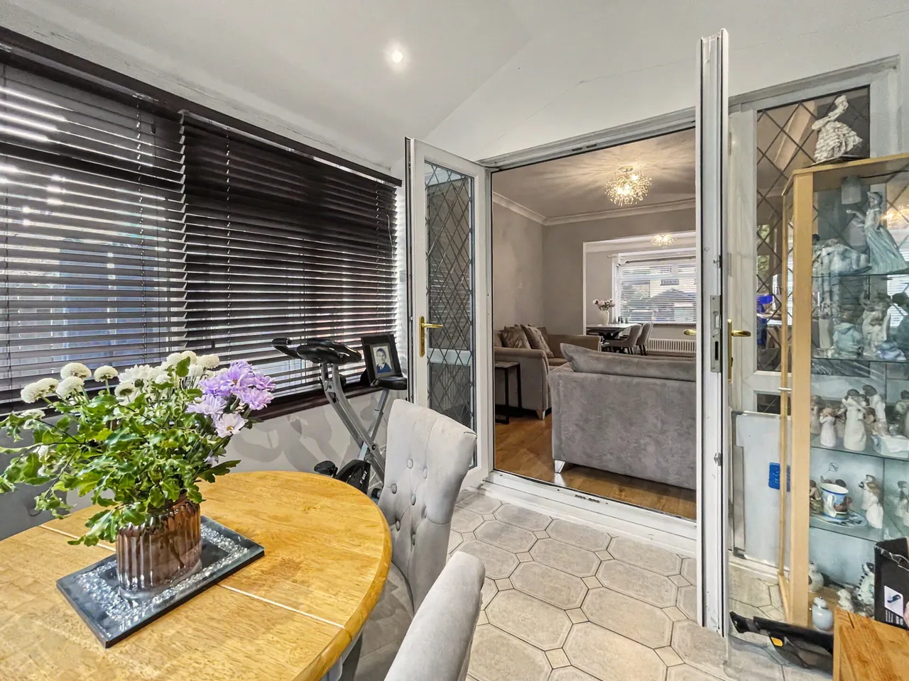 Cedar Grove, Prestwich, M25, photo 7