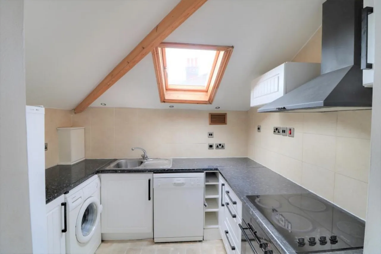 Blackheath Standard, SE3, photo 5