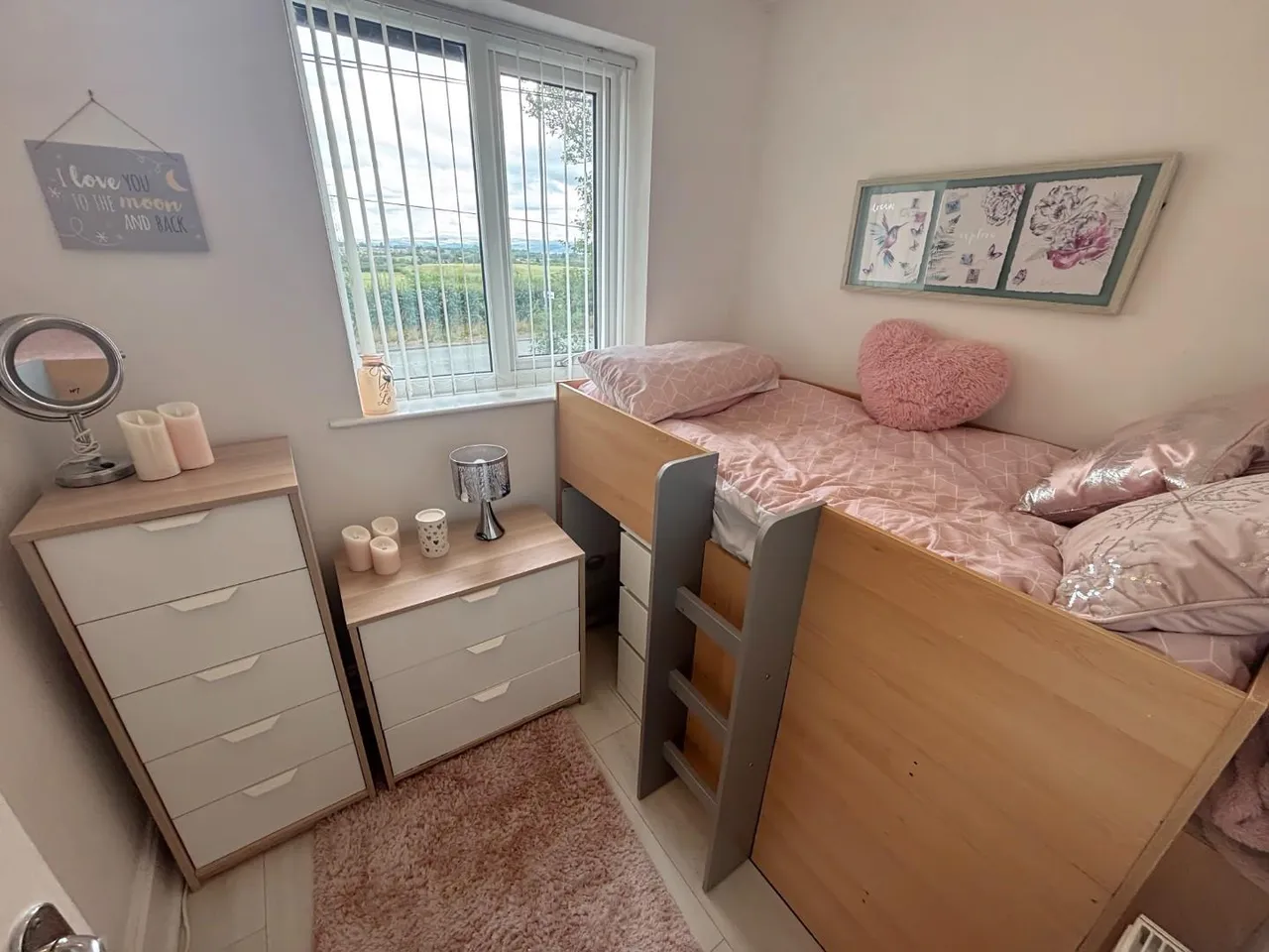 Ringley Road West, Radcliffe, Manchester, Lancashire, M26 1EA, photo 8
