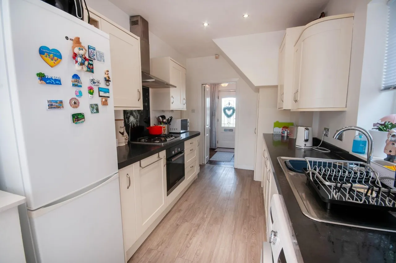 Ringley Road West, Radcliffe, Manchester, Lancashire, M26 1EA, photo 6