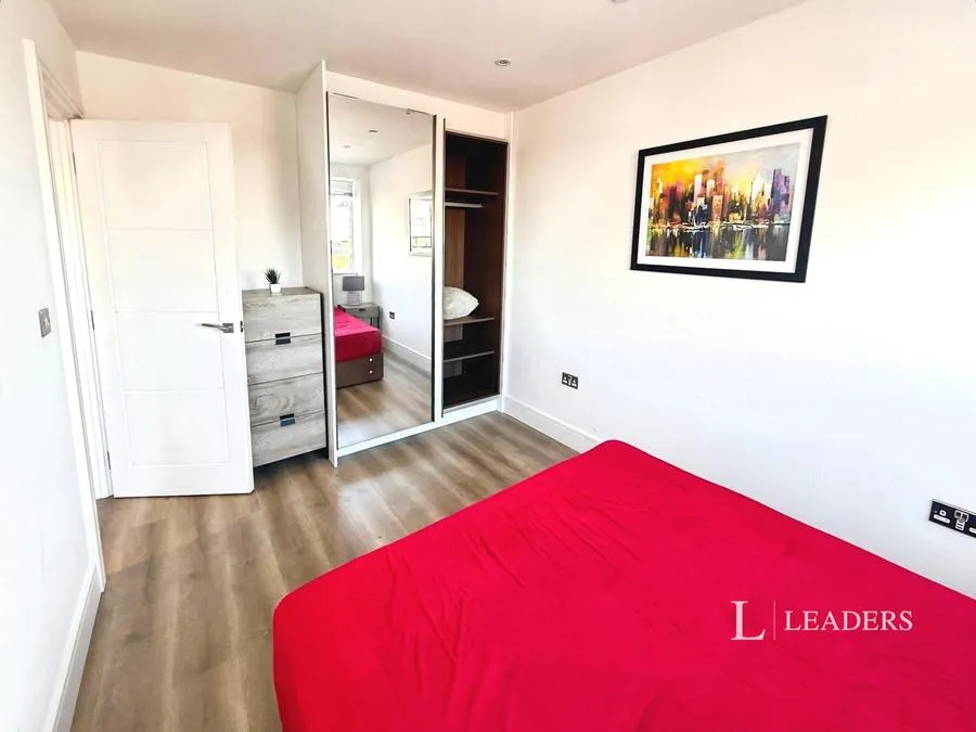 Wood Street, East Grinstead, RH19, photo 6