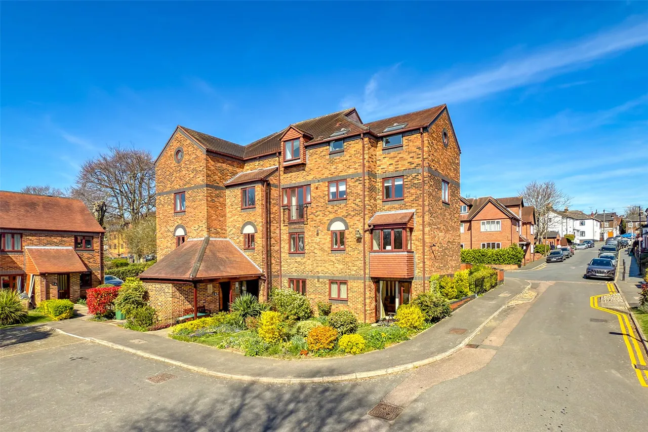 1 bed flat for sale — Belmont Hill, St. Albans, Hertfordshire, AL1 1BH