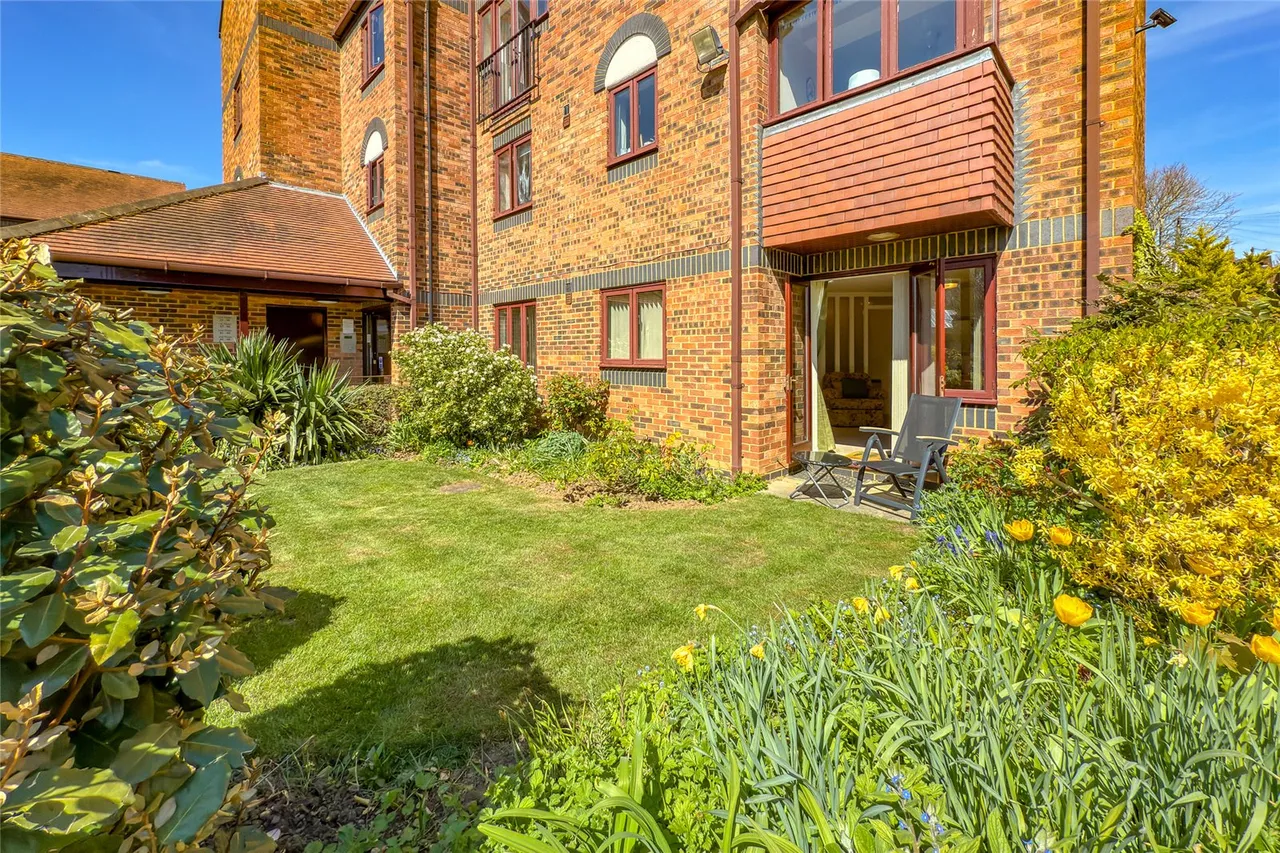 Belmont Hill, St. Albans, Hertfordshire, AL1 1BH, photo 11