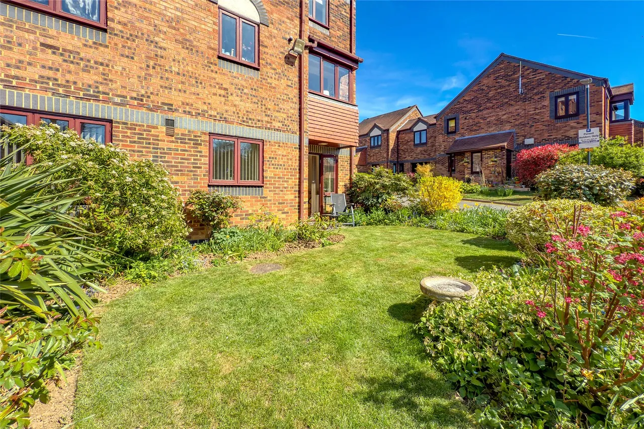 Belmont Hill, St. Albans, Hertfordshire, AL1 1BH, photo 2